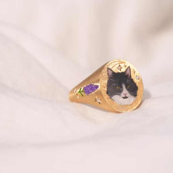 Lavender Grace – Bow & Bloom Gold Enamel Ring - Image 3